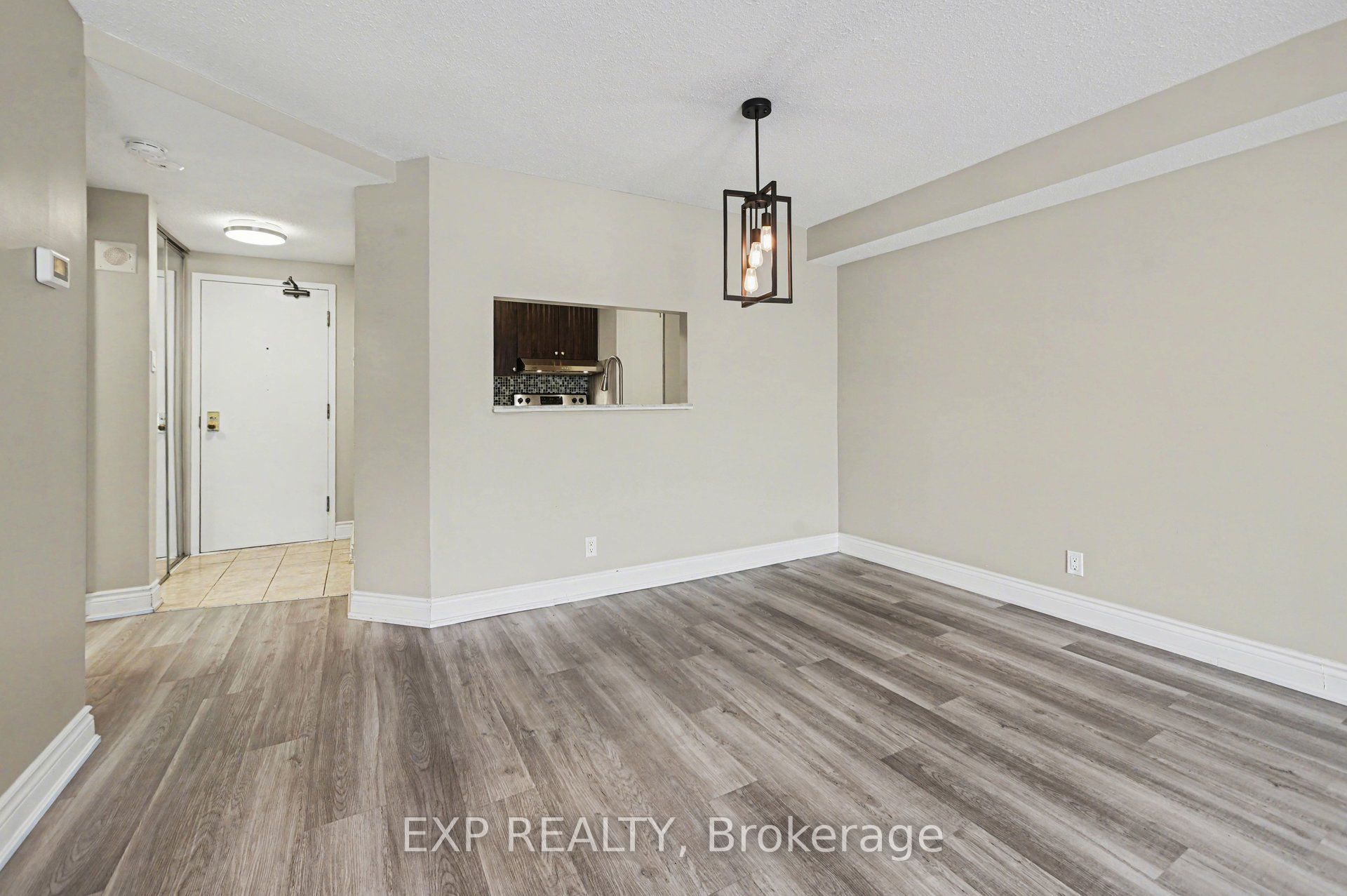 Additional image 6 of 404-80 Sandcastle Drive, Ottawa, ON, K2H 9E7