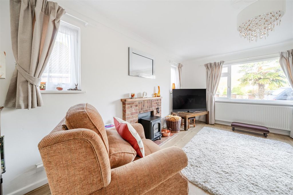 Additional image 18 of 4 bed detached bungalow for saleWhite Cliff Gardens, Blandford Forum DT11