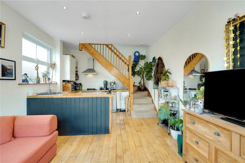 Laurel Avenue, Twickenham, Middlesex TW1