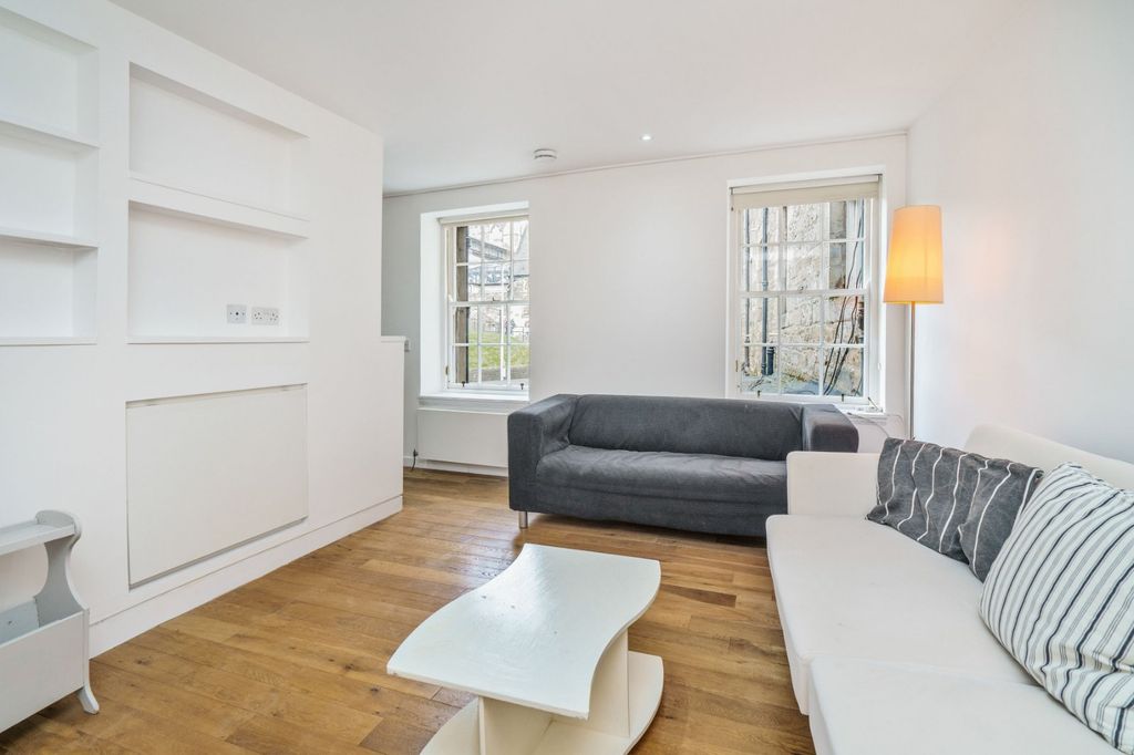 Additional image 3 of 1 bed flat for sale2/2 King's Stables Road, Edinburgh EH1