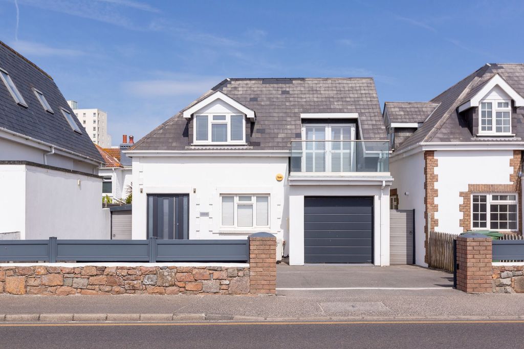 3 bed detached house for saleLismore, St Clement JE2