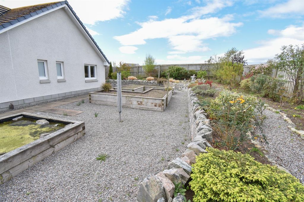 Additional image 26 of 3 bed detached bungalow for sale7 Dolphin Drive, Fortrose IV10