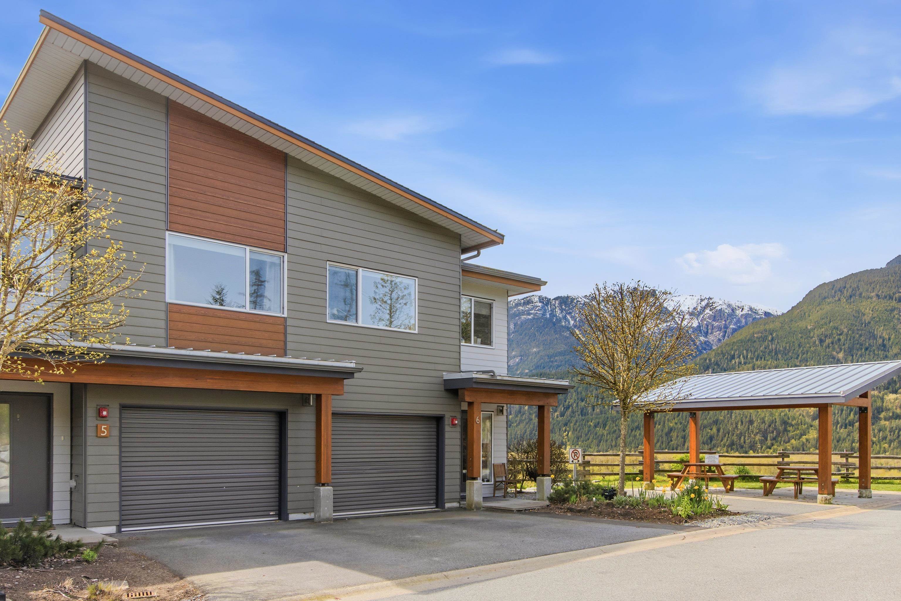 Additional image 3 of 5-41365 Skyridge Place, Squamish, BC, V8B 0Y6