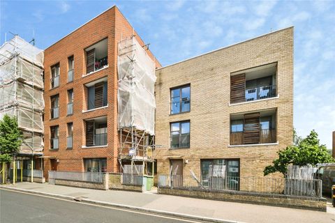 Oberon Court, East Ham, London E6