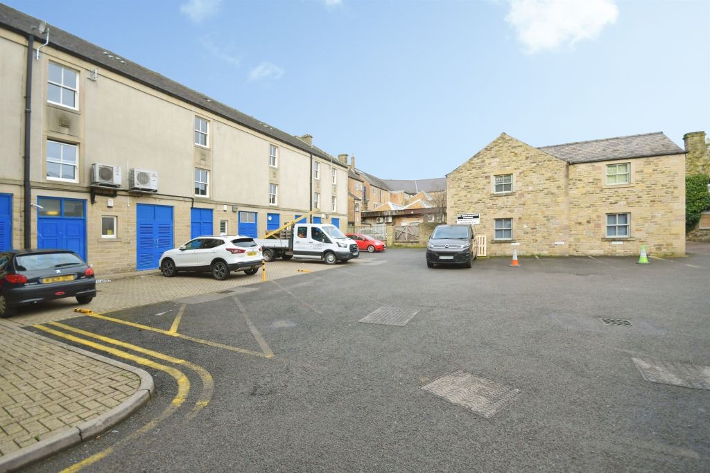Additional image 4 of 2 bed flat for saleMatlock Street, Bakewell DE45