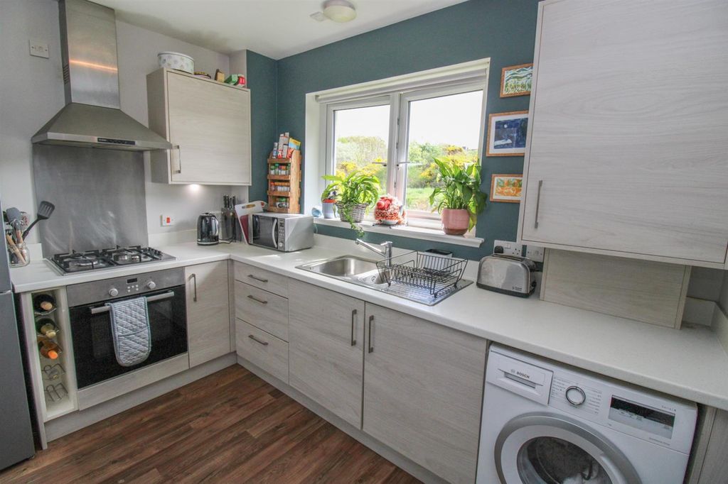 Additional image 11 of 2 bed flat for sale21 Brock Road, Inverness IV2