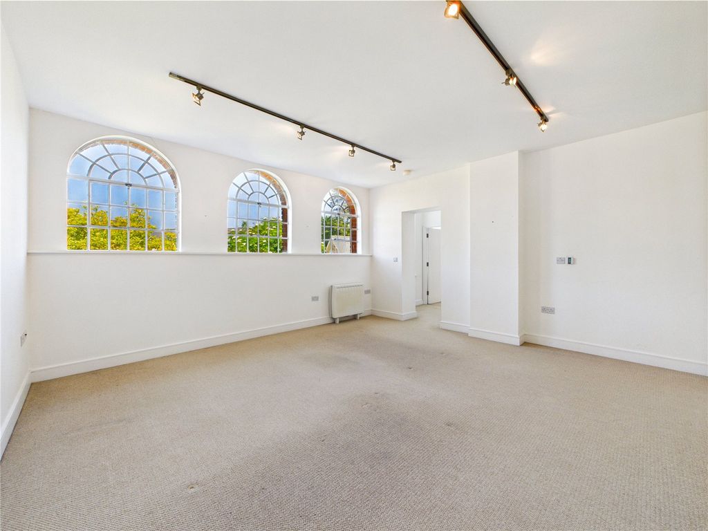 Additional image 6 of 2 bed flat for saleOld St. Michaels Drive, Braintree, Essex CM7