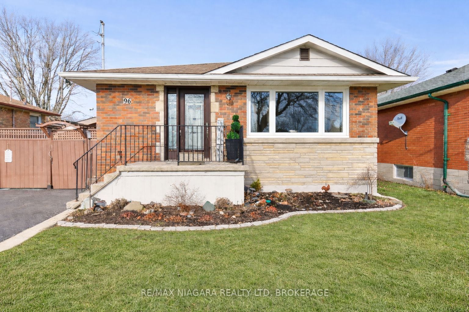 96 Terrace Drive, Hamilton, ON, L9A 2Y6