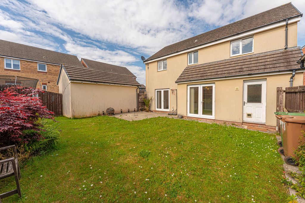 Additional image 4 of 4 bed detached house for saleMeadowland Close, Caerphilly CF83
