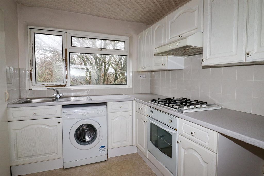 Additional image 6 of 2 bed flat for salePreston Road, Bexhill-On-Sea TN39