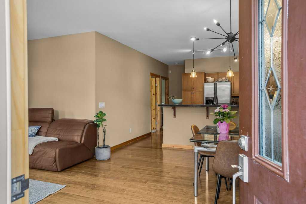 Additional image 5 of 301-70 Dyrgas Gate, Canmore, AB, T1W 3J6
