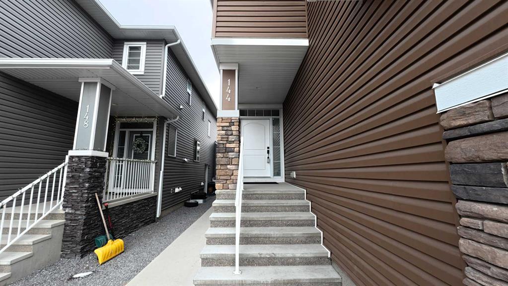 Additional image 4 of 144 Red Embers Square NE, Calgary, AB, T3N0X8