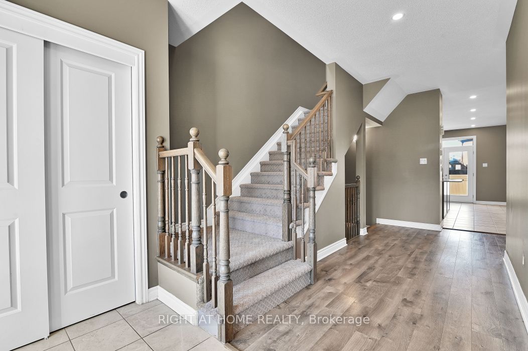 Additional image 3 of 213 Esturgeon Street, Ottawa, ON, K4A 1G3
