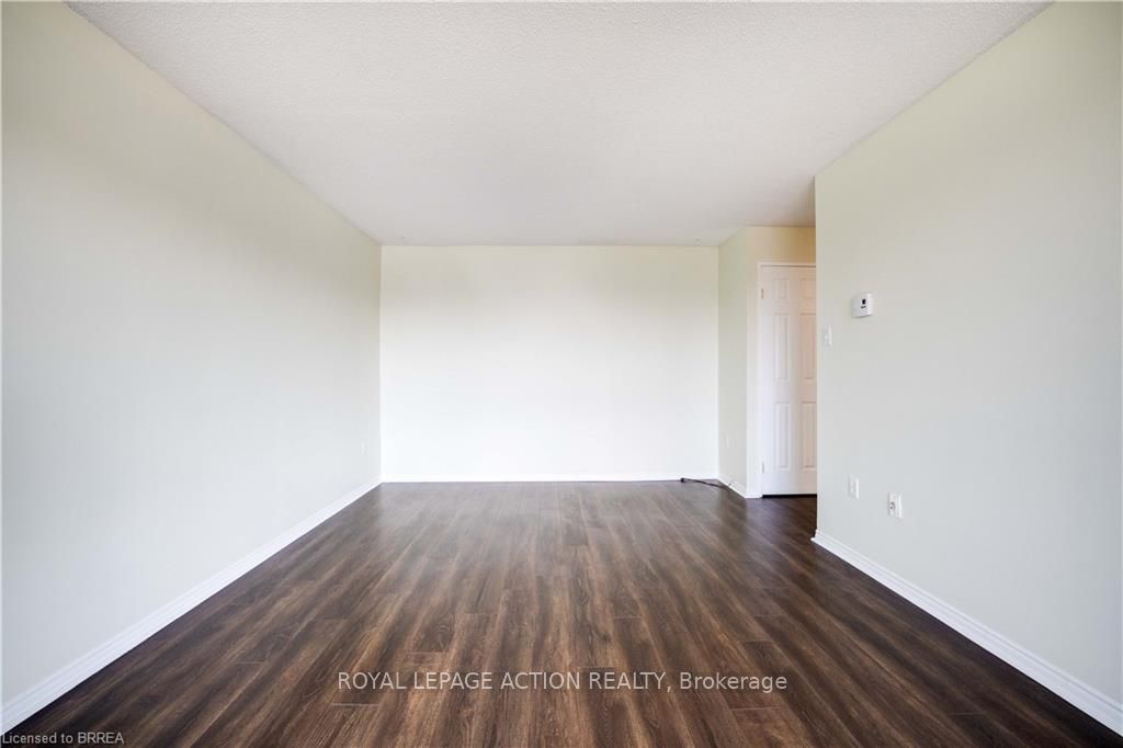 Additional image 3 of 501-65 Highland Crescent, Kitchener, ON, N2M 5M8