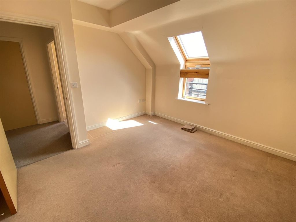 Additional image 6 of 2 bed flat for saleFriars Mews, Wesleyan Court, Lincoln LN2