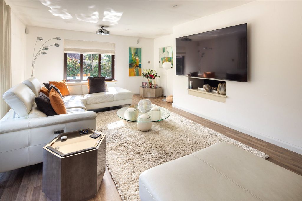 Additional image 4 of 4 bed detached house for salePark Estate, La Route Des Genets, St. Brelade, Jersey JE3
