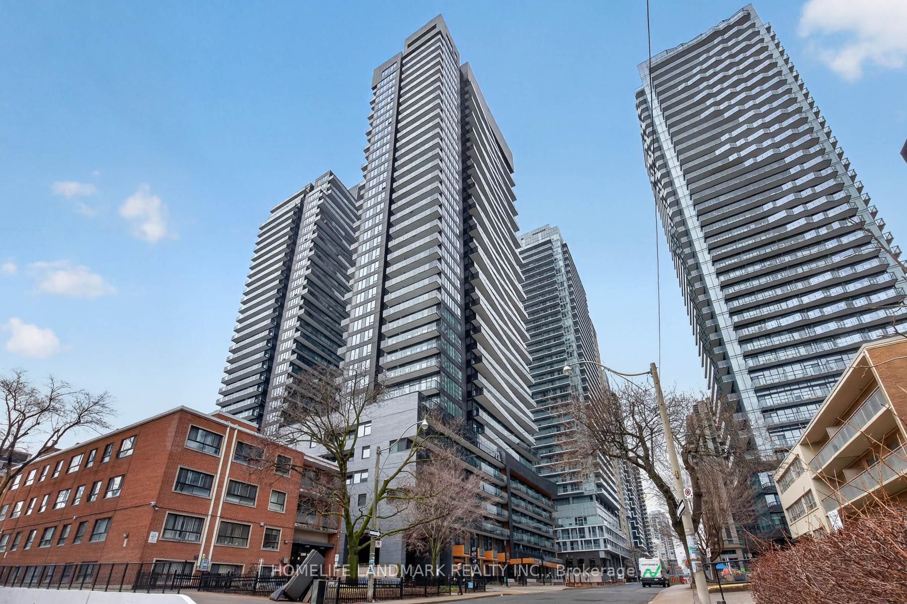 606-127 Broadway Avenue, Toronto, ON, M4P 1V4
