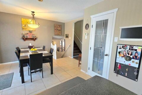 Additional image 8 of 9518 125 Avenue, Grande Prairie, AB, T8V 5Y9