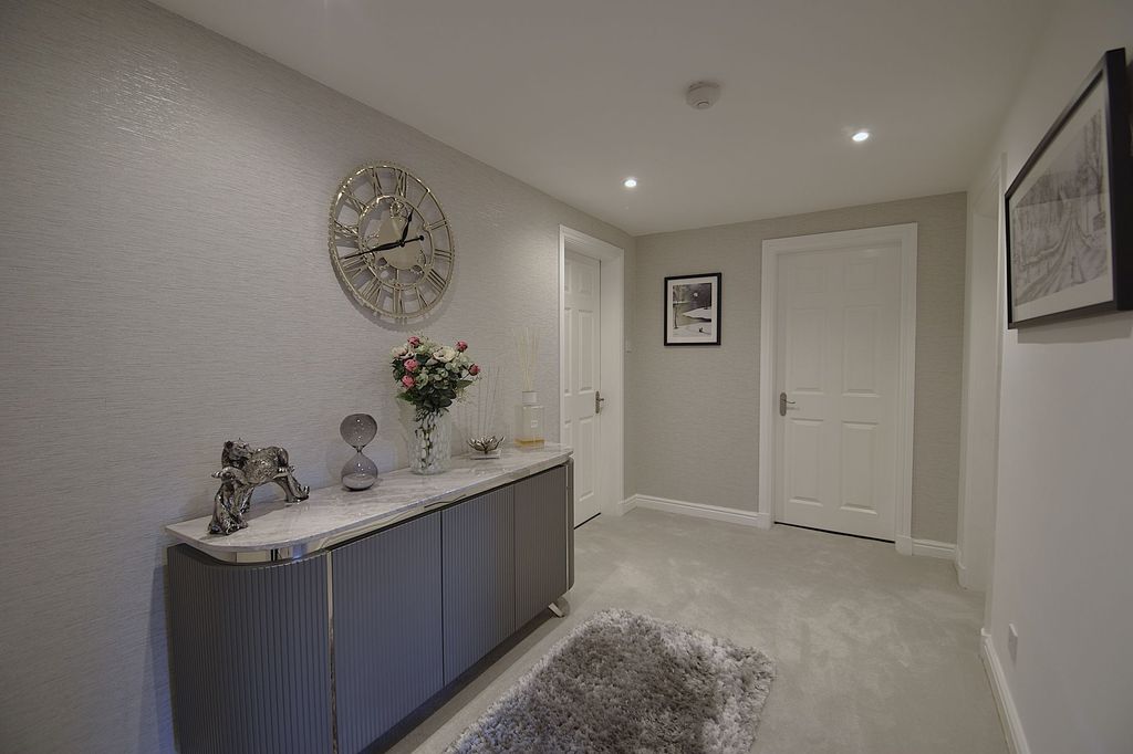 Additional image 10 of 2 bed flat for saleHeyes Lane, Alderley Edge SK9