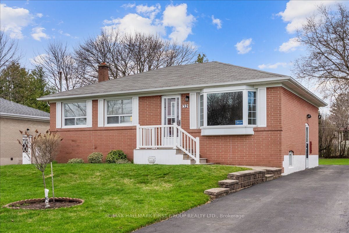 32 Linton Avenue, Ajax, ON, L1T 2X6