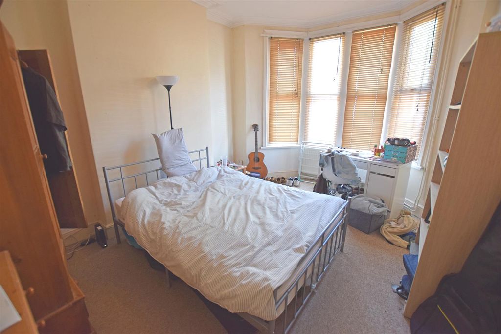 Additional image 2 of 4 bed terraced house for saleNewfoundland Road, Cardiff CF14