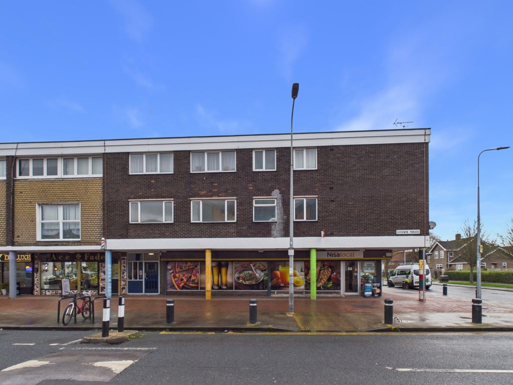 3 bed flat for saleGoodwin Parade, Hull HU3