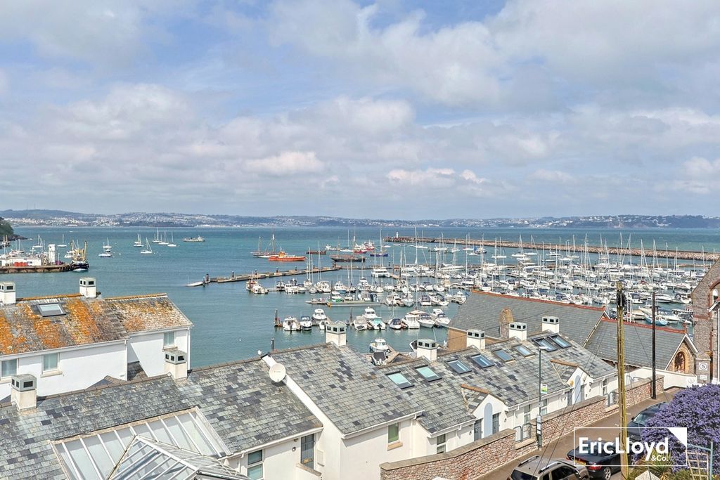 4 bed terraced house for saleBerry Head Road, Brixham TQ5