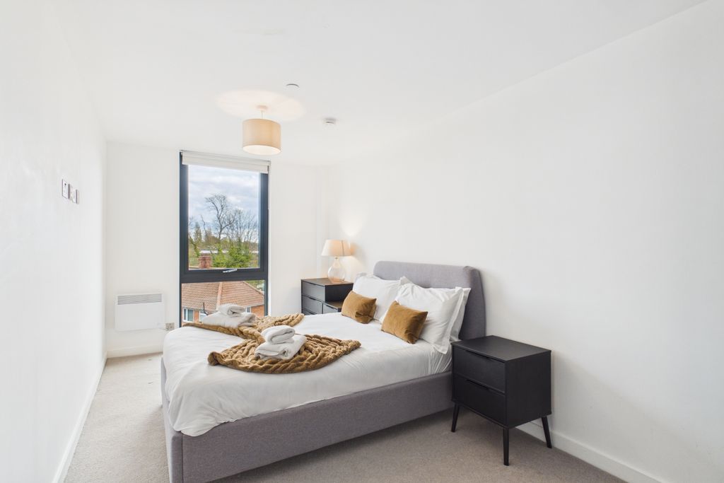 Additional image 10 of 2 bed flat for saleCity Gate, Eboracum Way, York, North Yorkshire YO31