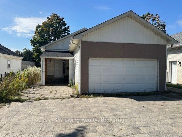 782 Liverpool Road, Pickering, ON, L1W 1S1
