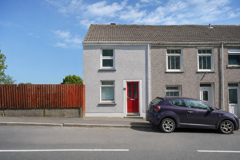 Trewyddfa Road, Swansea SA6