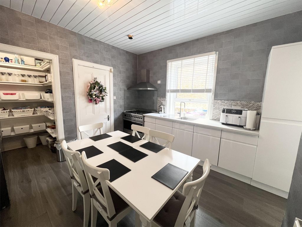 Additional image 7 of 6 bed semi-detached house for sale37 South Beach Road, Ardrossan KA22