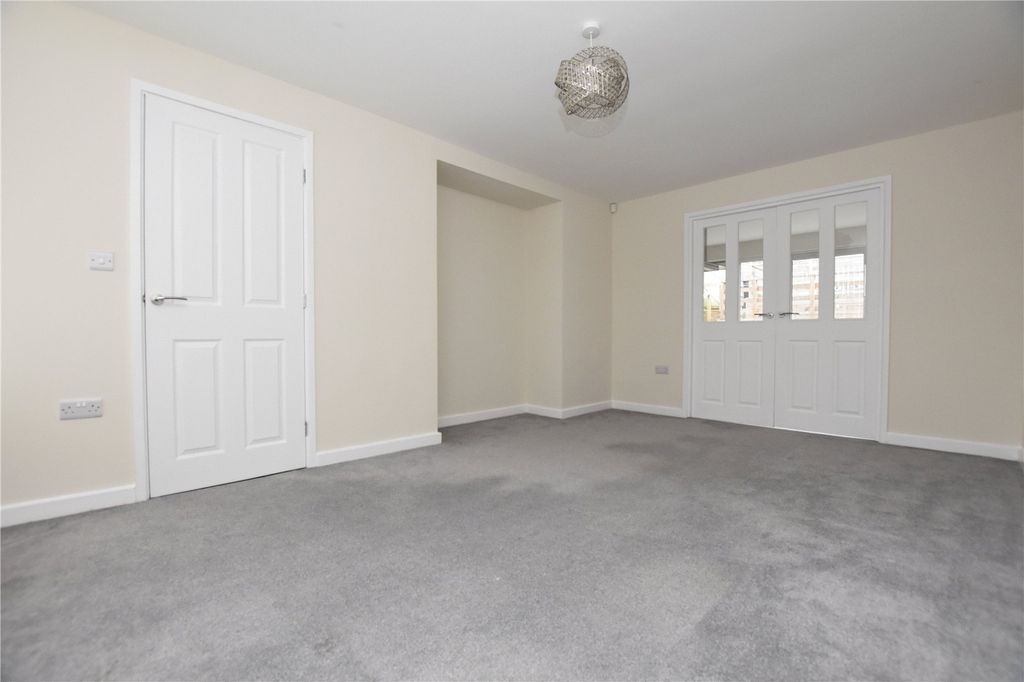 Additional image 3 of 3 bed detached house for saleGreen Hill Croft, Leeds, West Yorkshire LS12