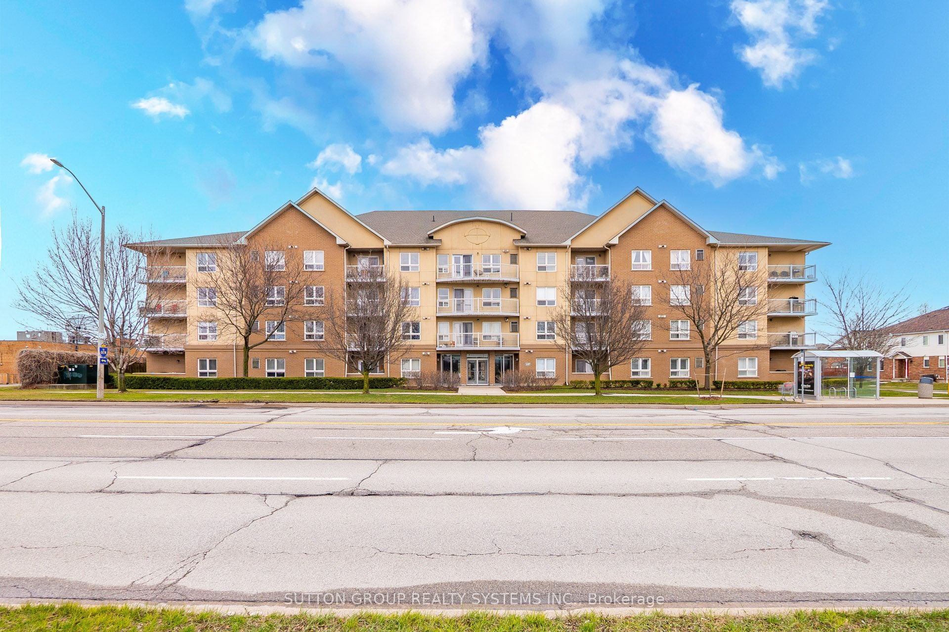 312-4450 Fairview Street, Burlington, ON, L7L 7K7