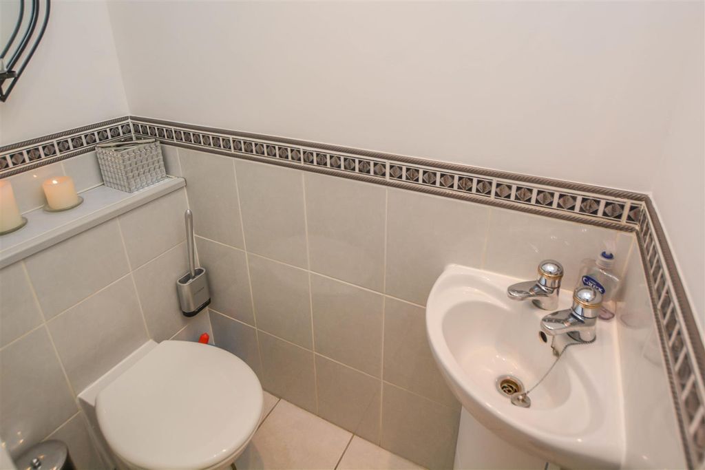 Additional image 11 of 4 bed detached house for salePlovers Barron, Wyatts Green, Brentwood CM15