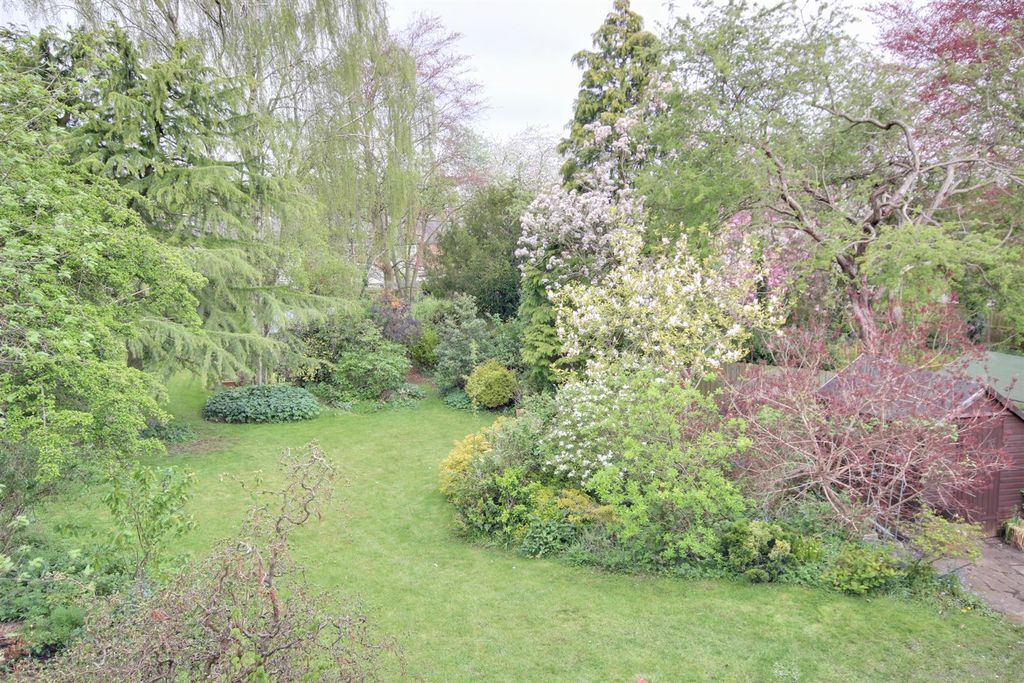 Additional image 13 of 3 bed semi-detached house for saleWoodlands Drive, Beverley HU17