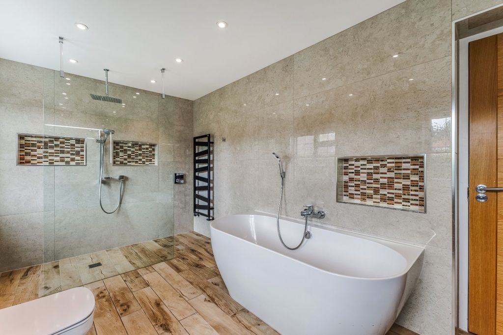 Additional image 12 of 7 bed detached house for saleBaas Hill Close, Broxbourne, Hertfordshire EN10