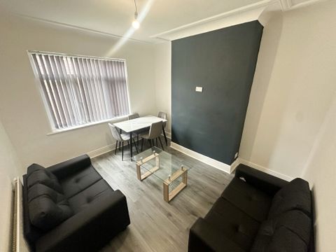 61 Lynholme Road, Liverpool L4