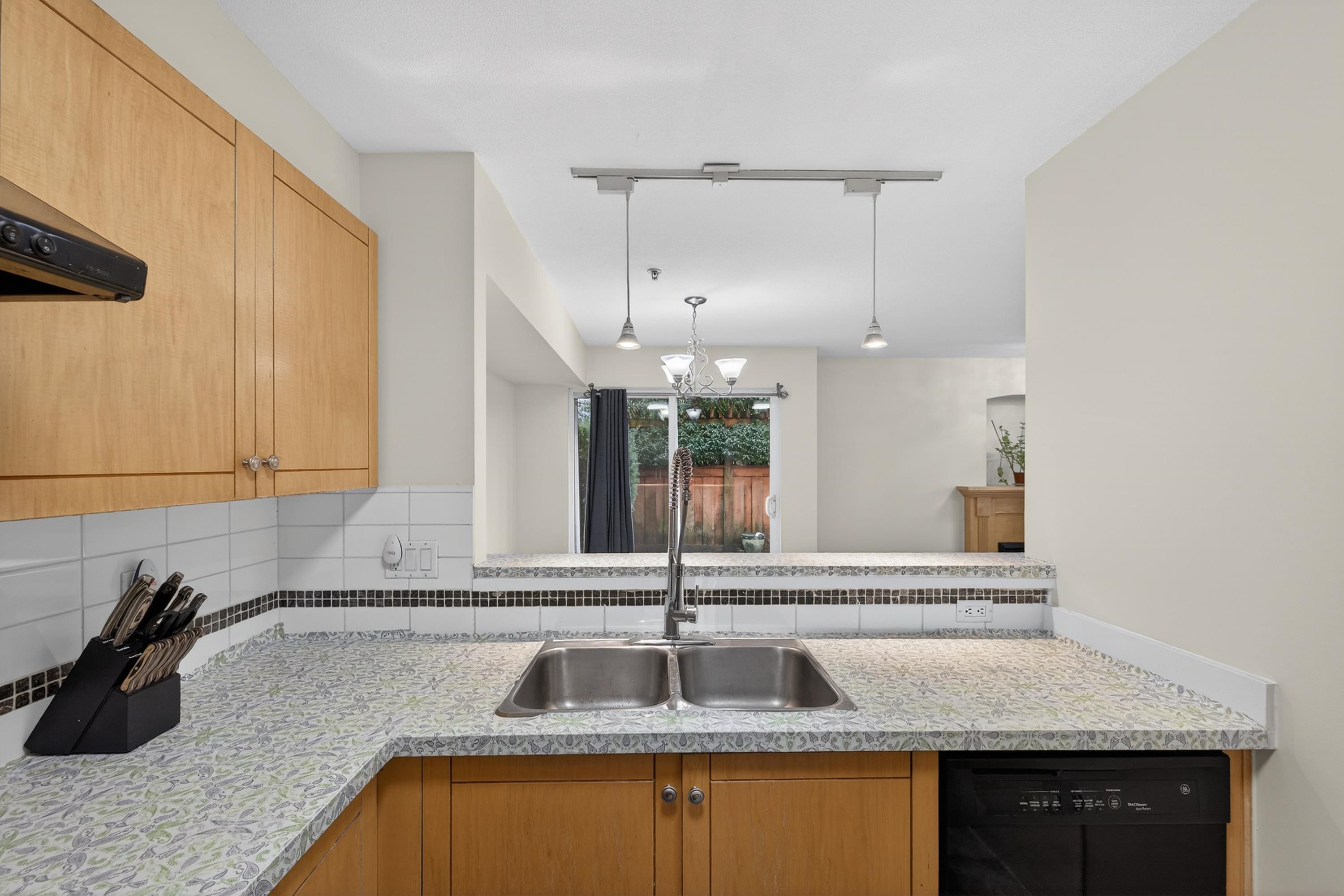 Additional image 5 of 18-7128 Stride Avenue, Burnaby, BC, V3N 1T5