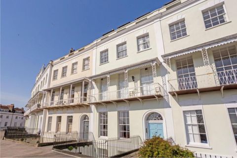 Royal York Crescent, Clifton, Bristol BS8
