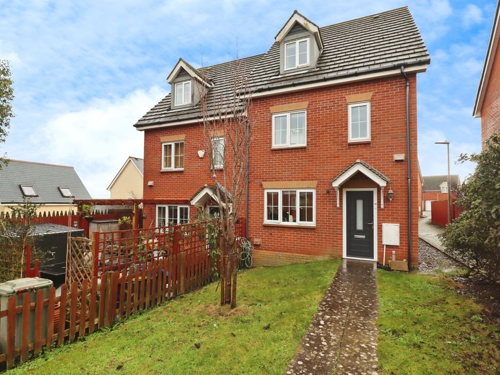 3 bed property for saleClos Yr Wylan, Barry CF62