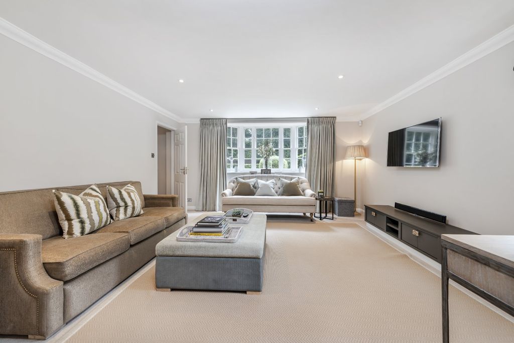 Additional image 7 of 5 bed detached house for saleWoodside Lane, Winkfield, Windsor, Berkshire SL4