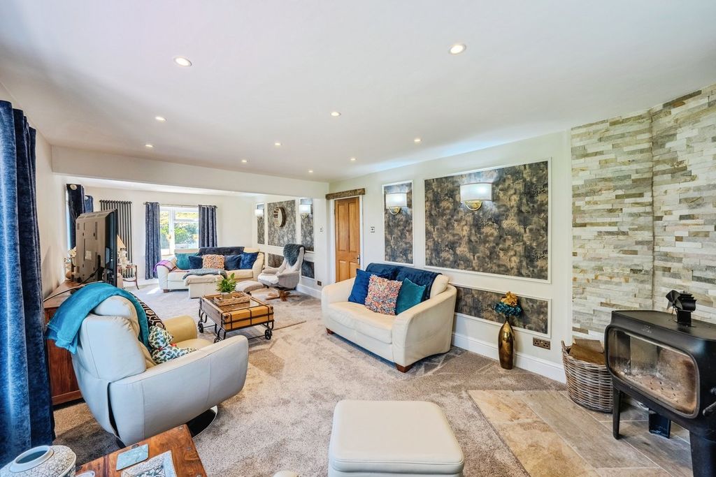 Additional image 11 of 3 bed detached bungalow for saleMitchel Troy, Monmouth NP25