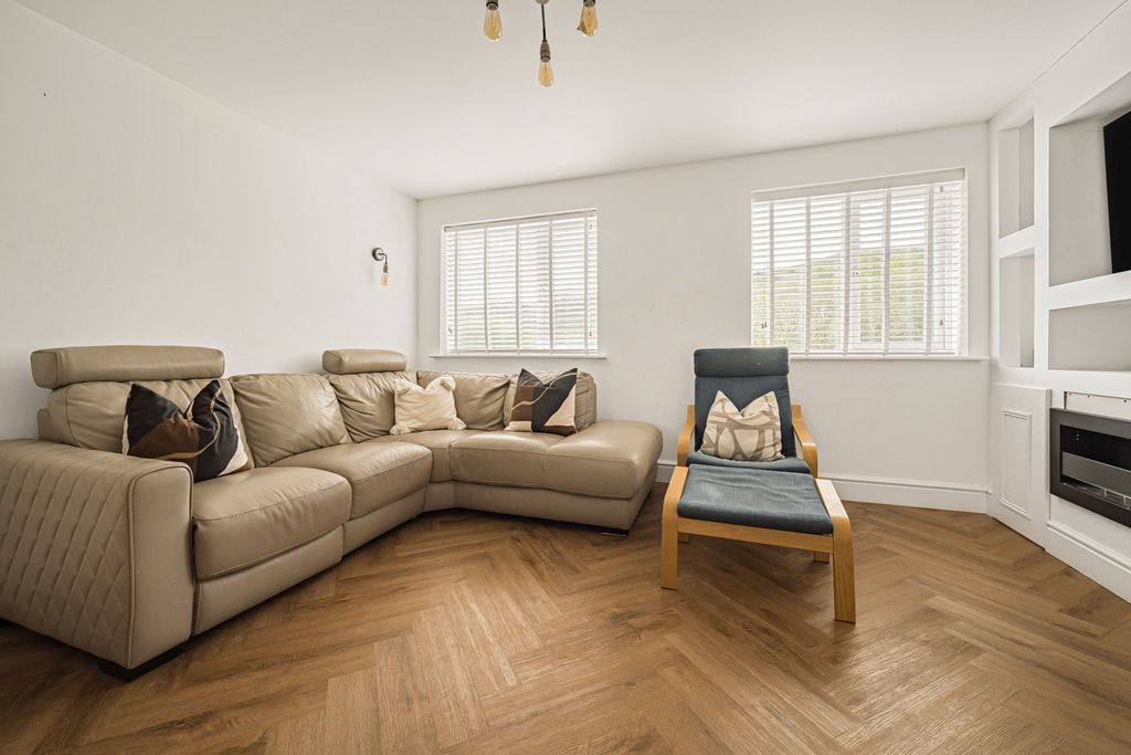 Additional image 6 of 3 bed detached house for saleCaerphilly Road, Senghenydd, Caerphilly CF83