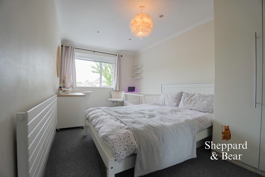 Additional image 7 of 2 bed flat for saleClarendon Road, Penylan, Cardiff CF23