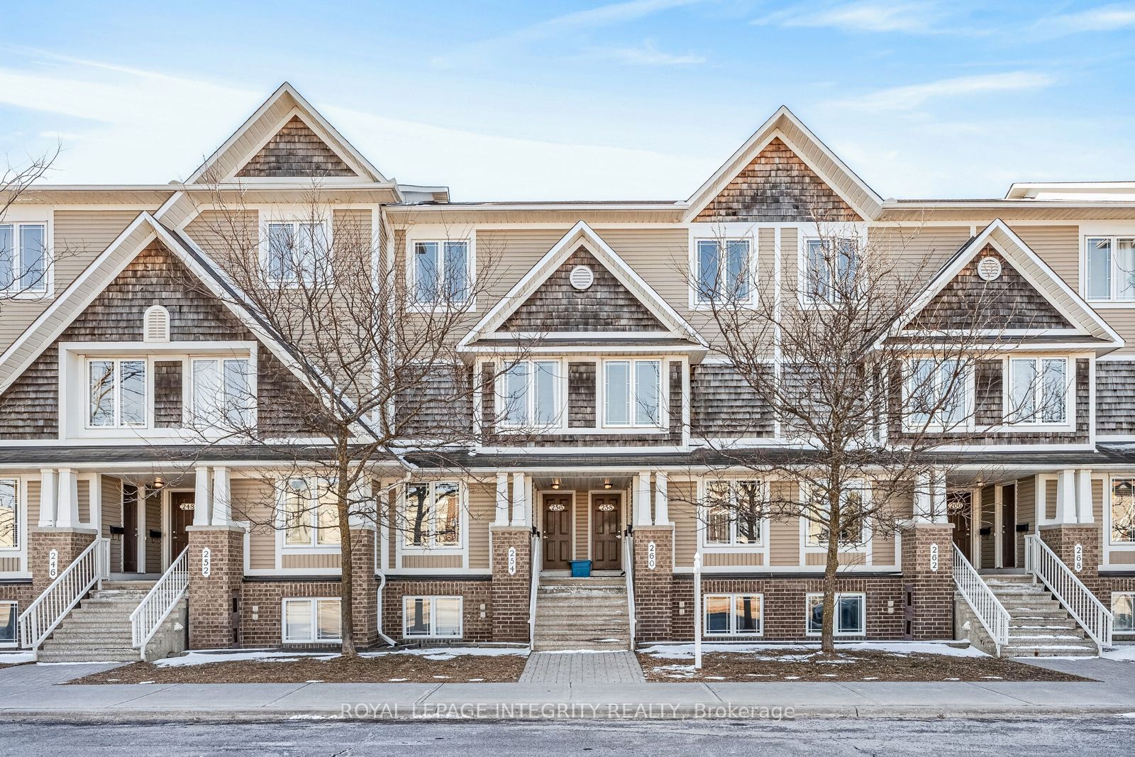 258 Chapman Mills Drive, Ottawa, ON, K2J 0B9