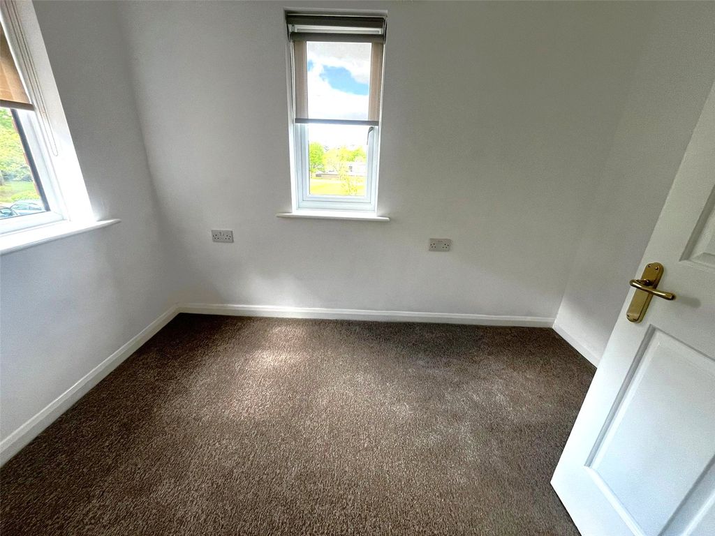 Additional image 6 of 2 bed flat for saleGershwin Court, Basingstoke, Hampshire RG22
