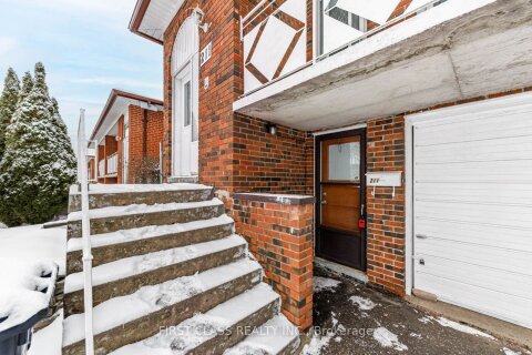 Additional image 8 of 211 Shawnee Circle, Toronto, ON, M2H 2Y3
