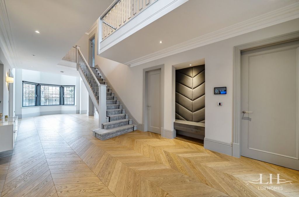 Additional image 5 of 5 bed detached house for saleFreeman Way, Emerson Park RM11