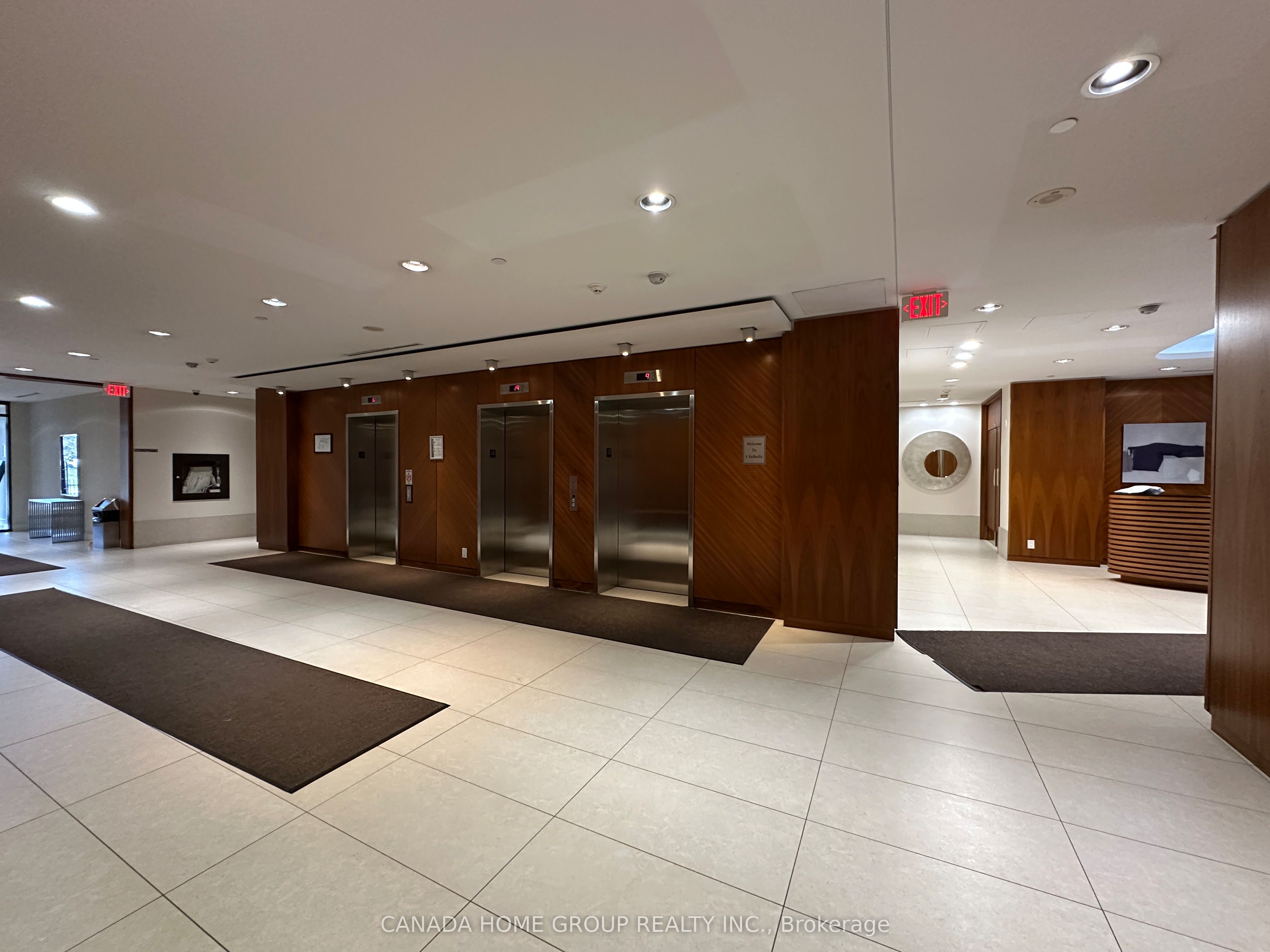 Additional image 4 of 708-1 Valhalla Inn Road, Toronto, ON, M9B 1S9