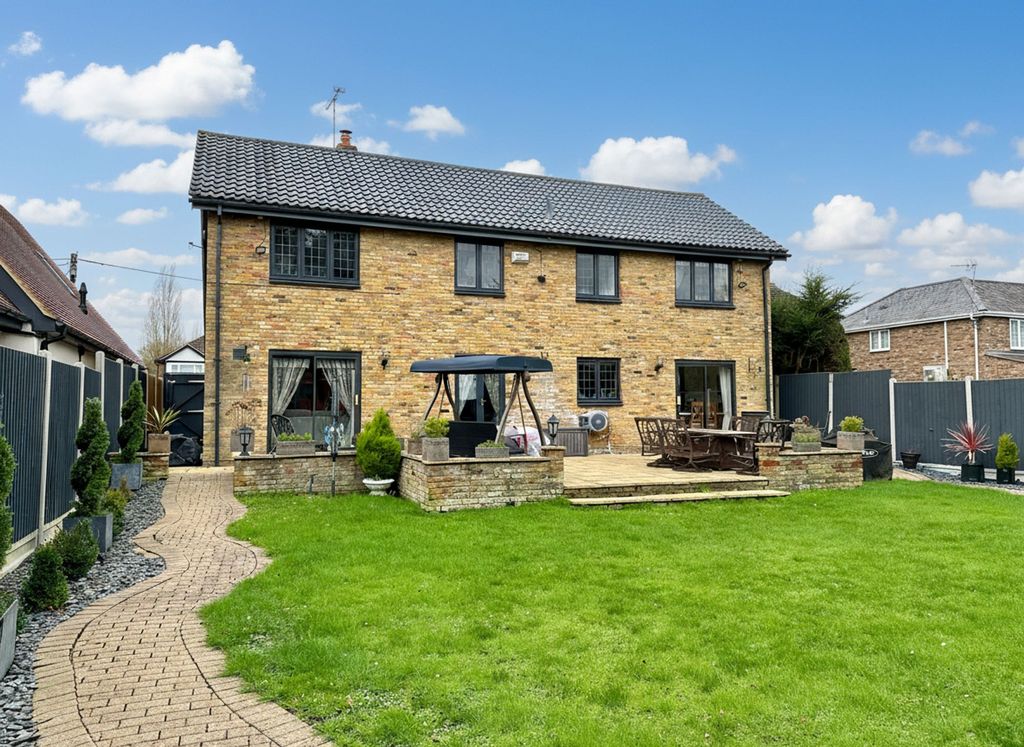 Additional image 22 of 5 bed detached house for saleNoak Hill Road, Billericay CM12